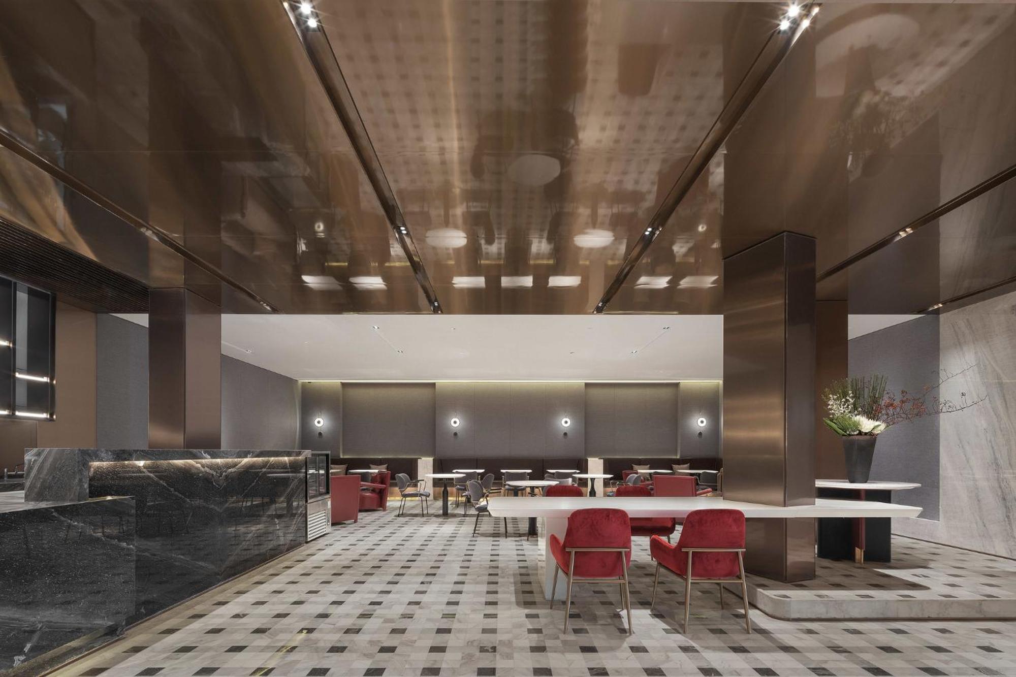 Holiday Inn Shanghai Huaxia By Ihg - Overlooking City Scenery At Sky View Restaurant Exteriör bild